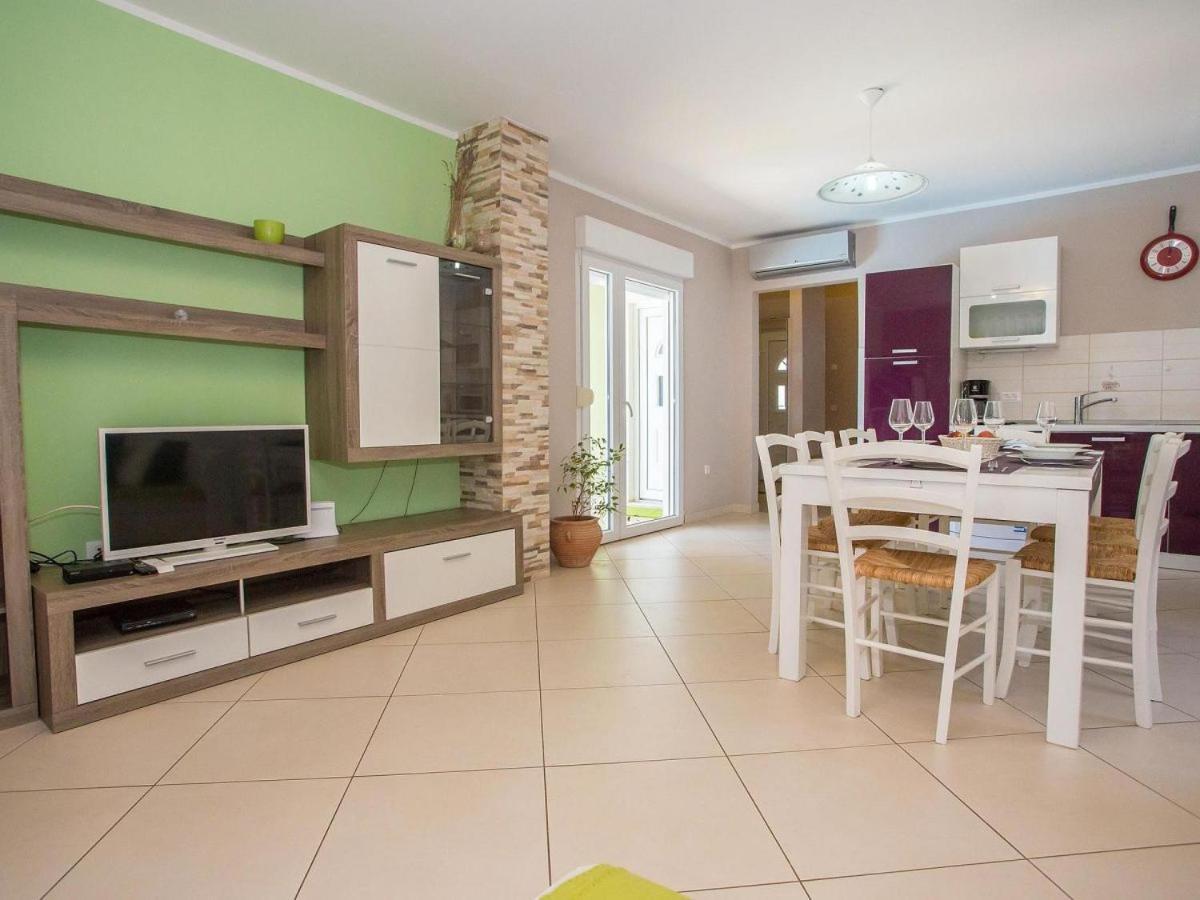 Holiday Home Tanja Pula Luaran gambar